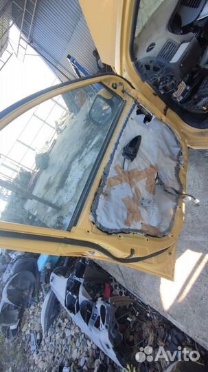 Дверь передняя левая на Киа Пиканто 2. 11-17