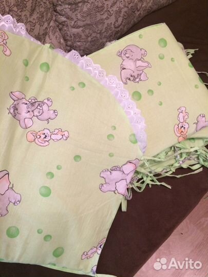 Бортики в детскую кроватку