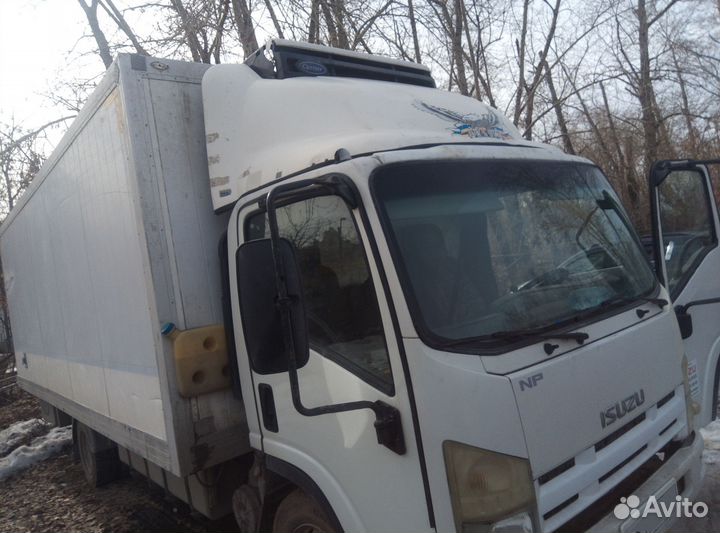 Isuzu NPR75L-L, 2014