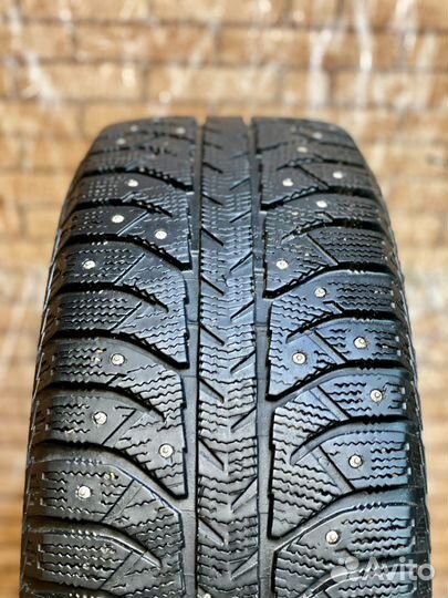 Bridgestone Ice Cruiser 7000 205/60 R16