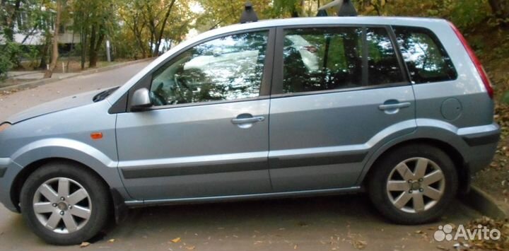 Ford Fusion 1.6 МТ, 2007, 250 000 км