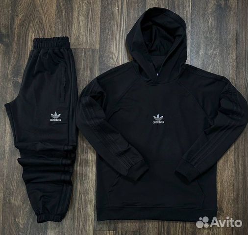 Спортивный костюм Adidas