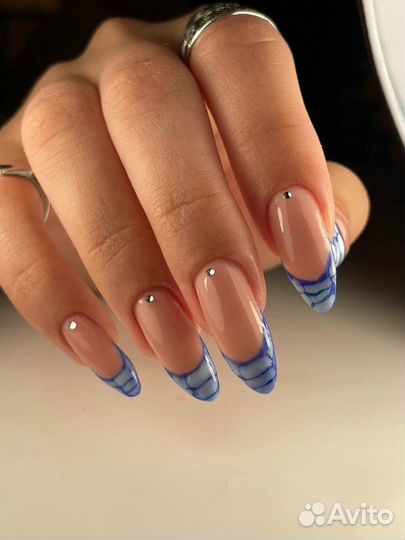 Маникюр, наращивание ногтей