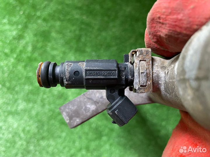 Топливная рампа акцент форсунки hyundai accent