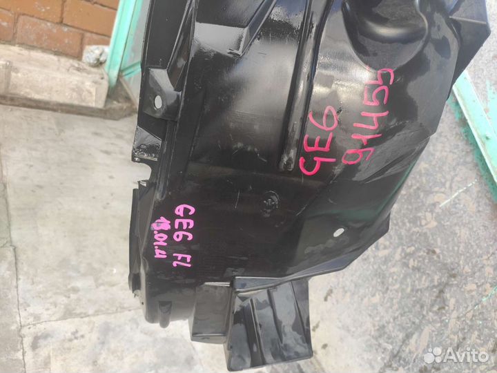 Передний левый подкрылок fit ge 6