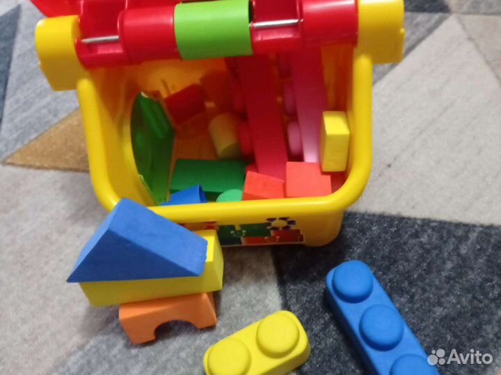 Конструктор для малышей