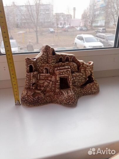 Замок для аквариума