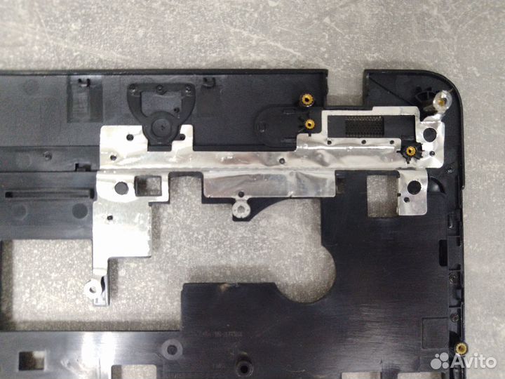 Топкейс Toshiba Satellite L750D