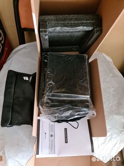 Блок питания Corsair HX 1050