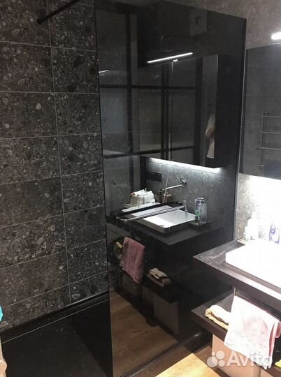 Стеклянные ограждения для душевой кабины