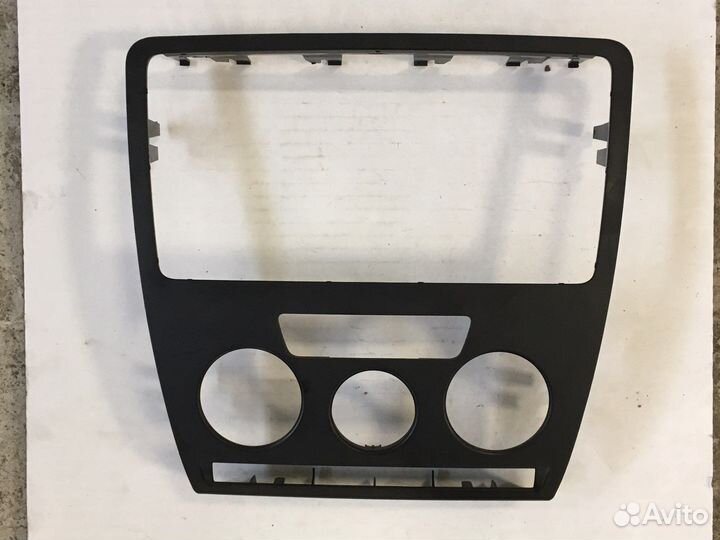 Рамка магнитолы Skoda Octavia A5 (3255)