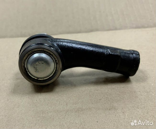 Наконечник рулевой левый VW Golf 3