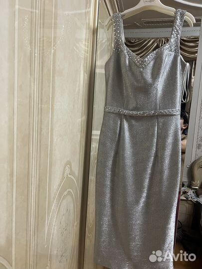 Продаю платье