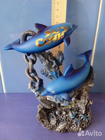 Сувениры статуэтки