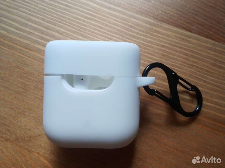 Чехол для наушников QCY T12