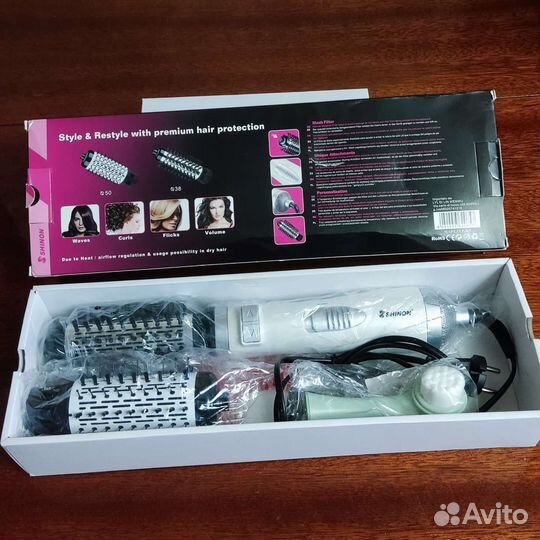 Фен щетка новая в упаковке