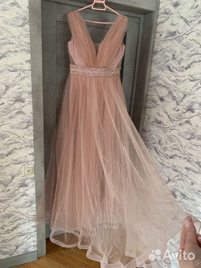 Вечернее платье для выпускного длинное