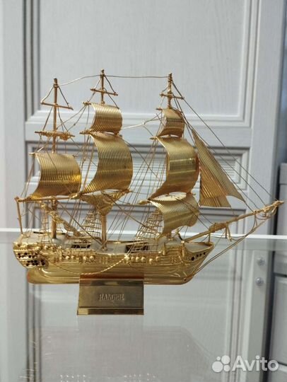 Корабль подарочный