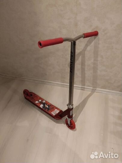 Трюковой самокат