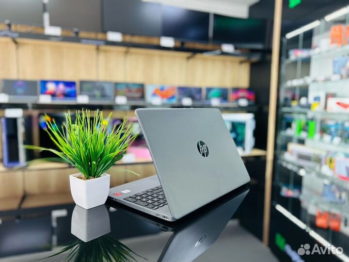 Мощный ноутбук HP 15,6