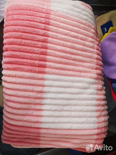 Плед 210*220см все цвета в наличии некоторых по 2ш