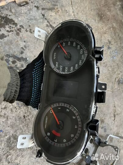 Щиток приборов Mitsubishi Lancer X