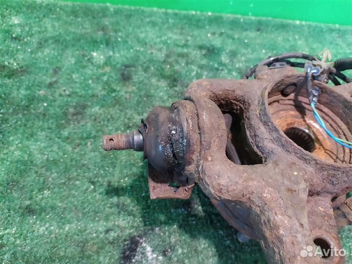 Кулак передний правый KIA ceed (ED) 2010