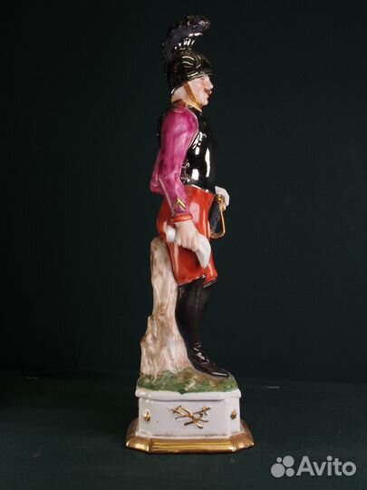 Коллекционная фигурка солдата. Европа