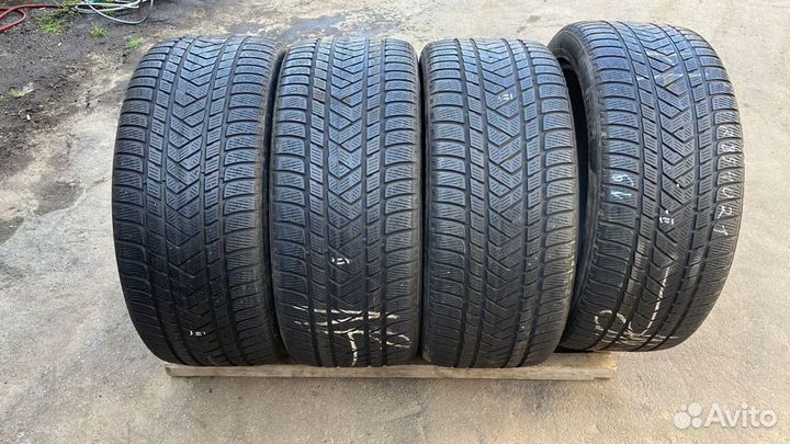 Pirelli Scorpion Winter 285/40 R21