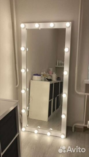 Зеркало гримерное ростовое для макияжа с лампочкам