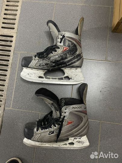 Коньки хоккейные