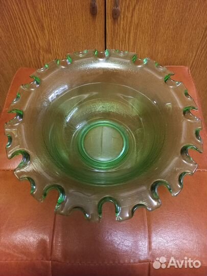 Ваза конфетница из цветного стекла СССР