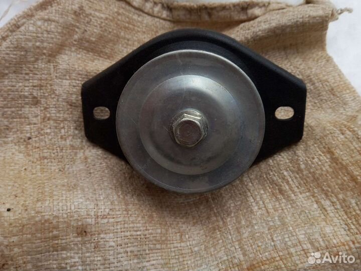 Подушка опоры двигателя