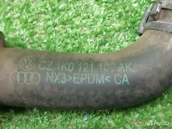 Шланг системы охлаждения Audi Q3 8UB cczc 2013