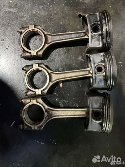 Поршень с шатуном опель