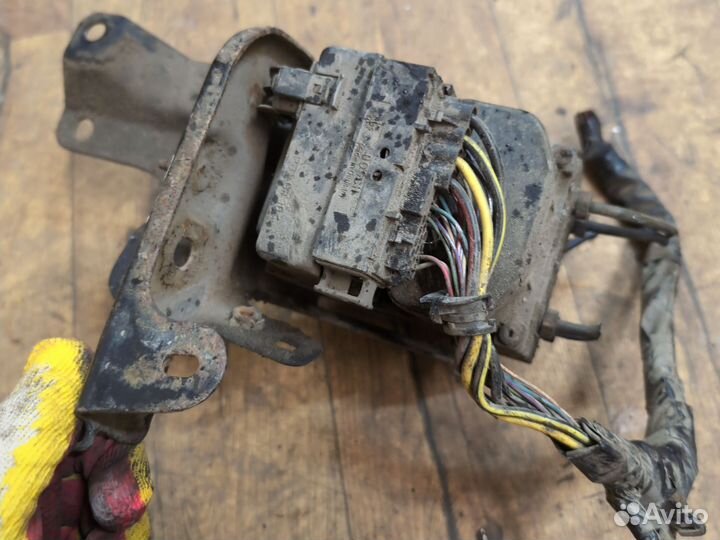 Блок ABS Nissan Almera N16 2000-2006