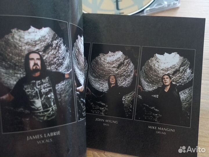 Dream Theater. Distance over time