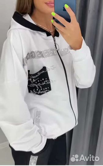 Спортивный костюм женский новый