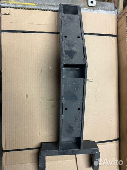 Кронштейн Johnston VT650\651