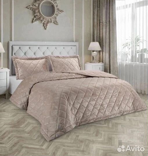 Стеганное покрывало велюр однотонный