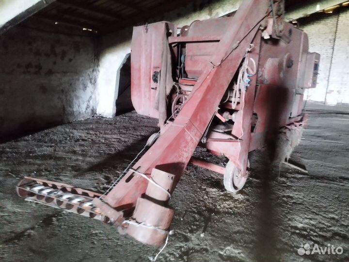 Зерноочиститель Воронежсельмаш МС-4,5, 1991