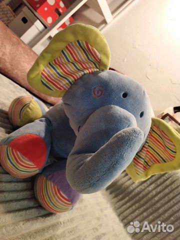 Мягкая развивающая игрушка Слон для малышей