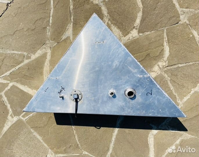 Топливный бак для лодки