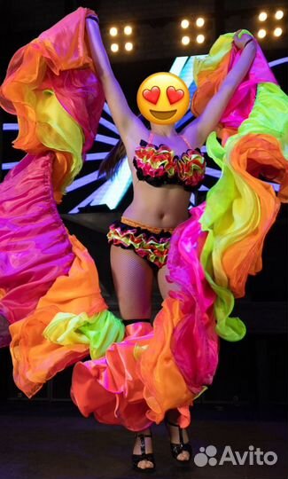 2 костюма Латина