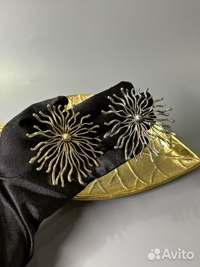 Брошь симфония света