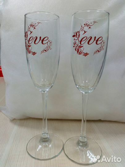 Бокалы для шампанского новые