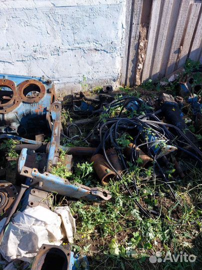 Продам запчасти мтз-80 82