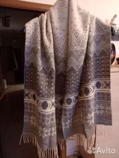 Свитер объёмный. Размер 46-48