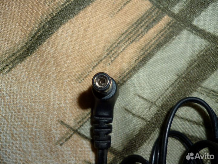 Блок питания 9V 1A трансформаторный