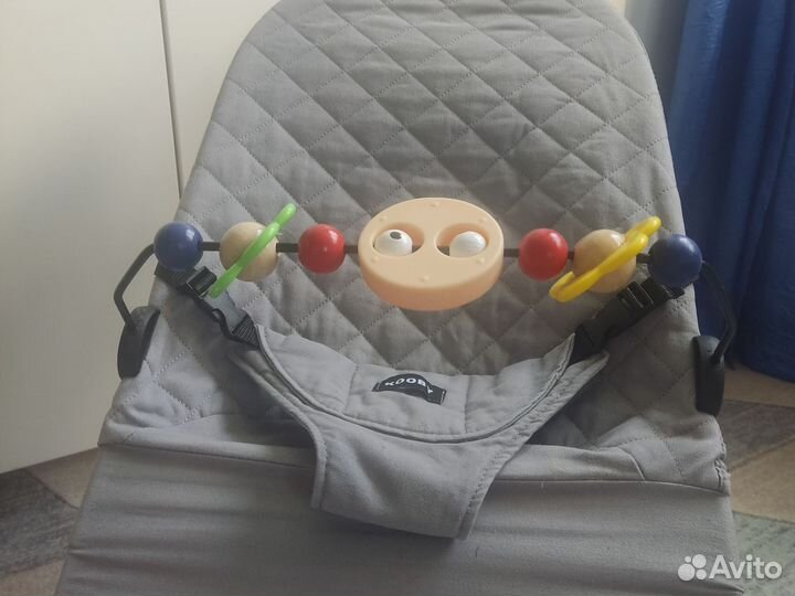 Шезлонг для новорожденных